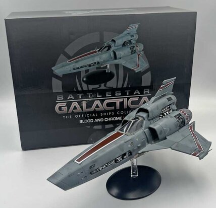 Eaglemoss Hero Collector model - Scifi Battlestar Galactica 15 Blood and Chrome Viper
