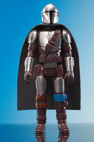 Gentle Giant Jumbo Action Figure - Star Wars The Mandalorian 84419 The Mandalorian Jetpack (Beskar)