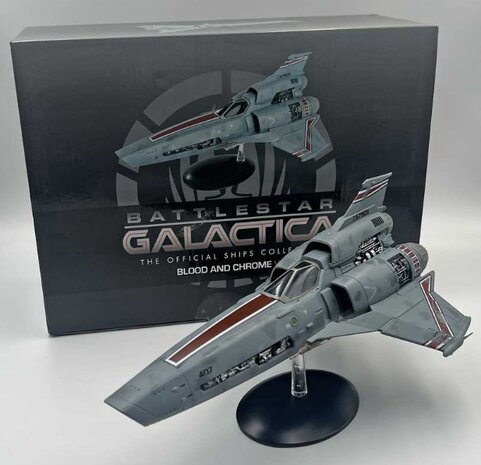 Eaglemoss Hero Collector model - Scifi Battlestar Galactica 15 Blood and Chrome Viper
